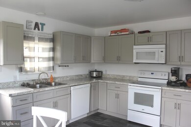 226 N West St, Williamstown, PA 17098 - photo 6