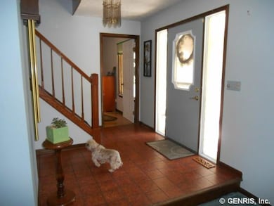 Foyer Beautiful Open Style Ceramic Foyer with Clos