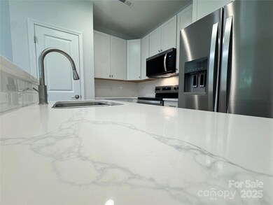 1215 1/2 Mountain Ave, Gastonia, NC 28052 - photo 7