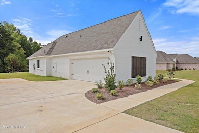 961 Mullican Rd, Florence, MS 39073 - photo 4