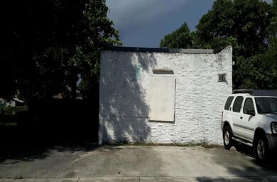 237 NW 11th St, Pompano Beach, FL 33060 - photo 2