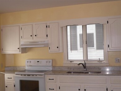 9 Kent St, Portsmouth, NH 03801 - photo 6