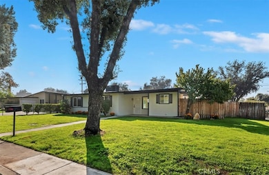 102 Mulvihill Ave, Redlands, CA 92374 - photo 4