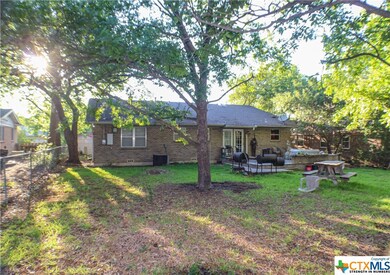 517 Kate St, Copperas Cove, TX 76522 - photo 2