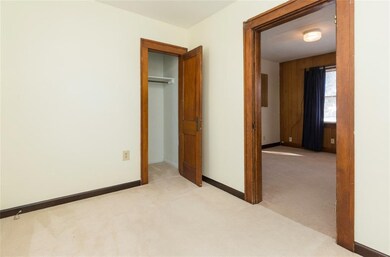 1310 Ridgeway Dr, Newton, IA 50208 - photo 7