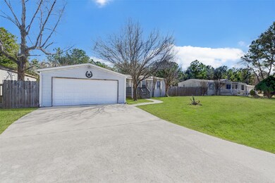 10902 Pine Desert Ln, Houston, TX 77088 - photo 2