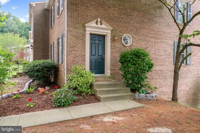8940 Astongale Ct, Springfield, VA 22152 - photo 3