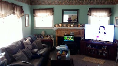 320 W Seminary St, Owenton, KY 40359 - photo 2