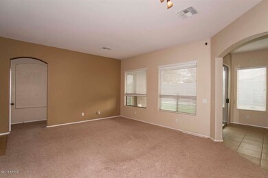 Family Room (2)-
