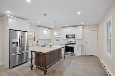 42 Highland St unit 2, Lowell, MA 01852 - photo 2