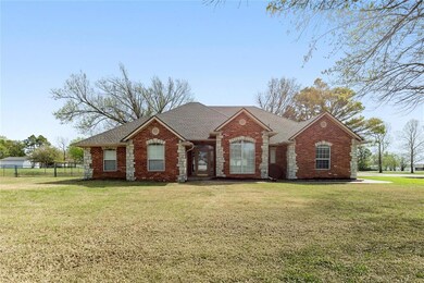 1 Limousin Ln, Shawnee, OK 74804 - photo 3