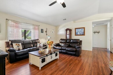 Living Room 4