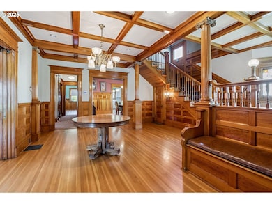 216 E 5th St, the Dalles, OR 97058 - photo 5