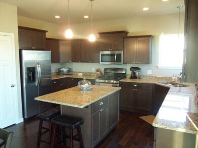 657 Prairie Grass Rd, Oregon, WI 53575 - photo 2