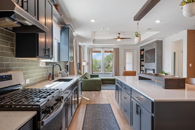 337 Barnhill Loop, Dripping Springs, TX 78620 - photo 7