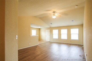 2212 E Fargo St, Broken Arrow, OK 74012 - photo 5