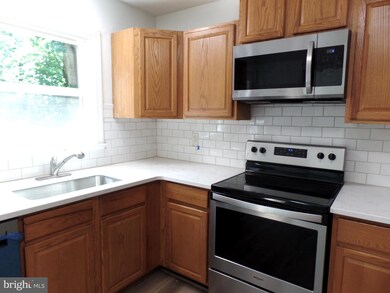 23240 Town Creek Dr, Lexington Park, MD 20653 - photo 7