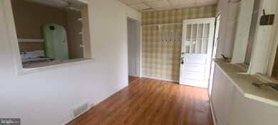 717 Glenmore St, Cumberland, MD 21502 - photo 5