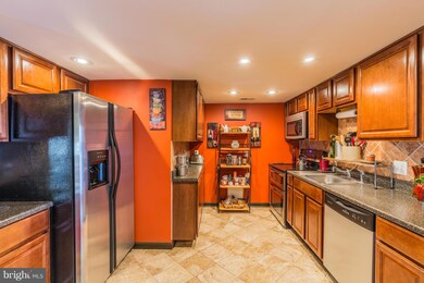 2310 Kingsbury Ln, Woodbridge, VA 22192 - photo 4
