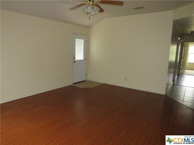 4102 Primrose Dr unit A, Copperas Cove, TX 76522 - photo 3