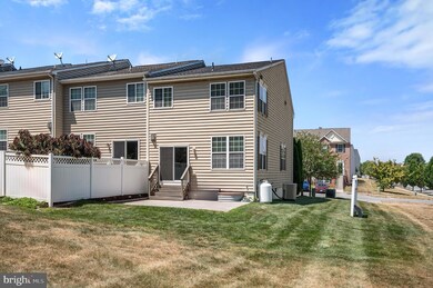 7 Riparian Ln, Ranson, WV 25438 - photo 3