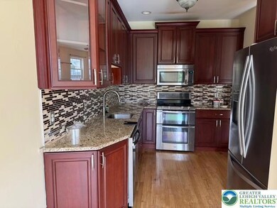 5269 Dartmouth Dr, MacUngie, PA 18062 - photo 3