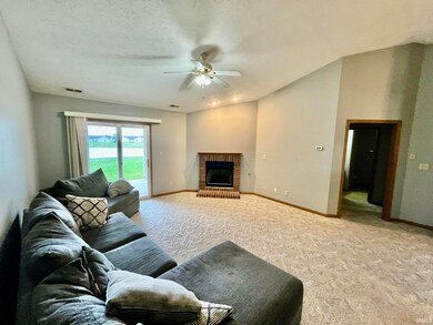 2317 Hopkins Dr unit 23, West Lafayette, IN 47906 - photo 3