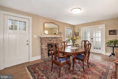 202 N Oak St, Falls Church, VA 22046 - photo 4