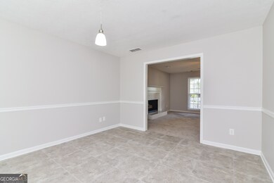 2935 Emerson Lake Dr, Snellville, GA 30078 - photo 5