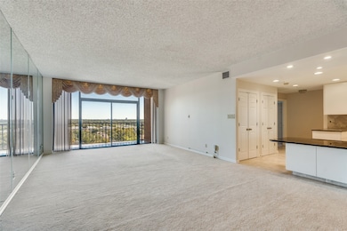 The Bonaventure unit 820, Dallas, TX 75248 - photo 3