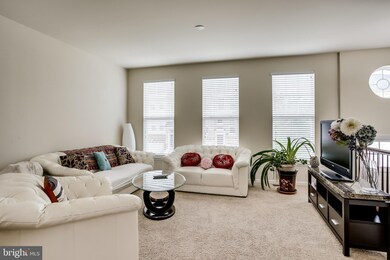 9062 Isabel Ln, Manassas Park, VA 20111 - photo 4