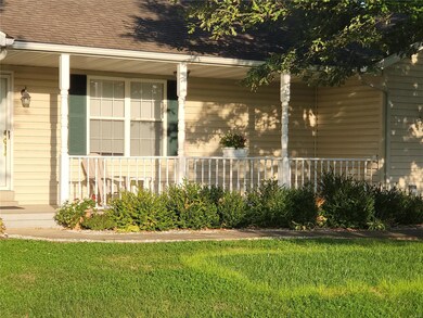 701 Mary Ann Ct, Freeburg, IL 62243 - photo 6