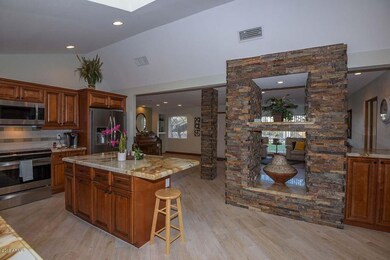 Kitchen-Island