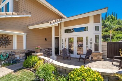 28428 Fig Ct, Santa Clarita, CA 91390 - photo 3