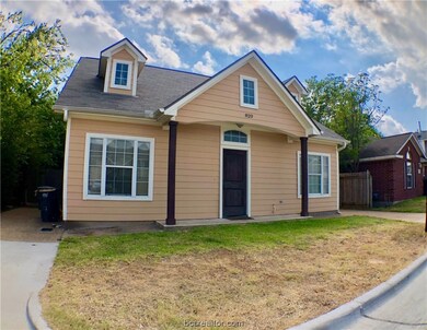 820 Nimitz St, College Station, TX 77840 - photo 2