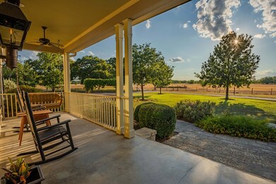 249 Southwoods Dr, Fredericksburg, TX 78624 - photo 4