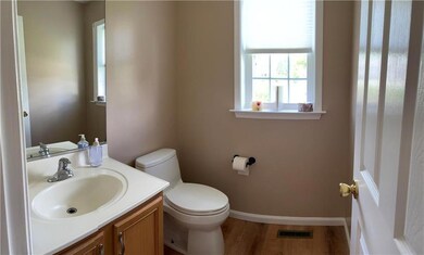 2817 Fairview St, Bethlehem, PA 18020 - photo 7