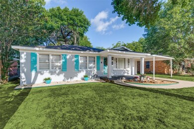 405 Harmon Rd, Hurst, TX 76053 - photo 3