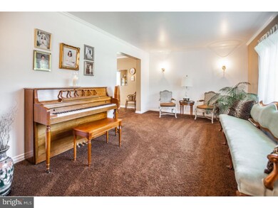 1912 Cardinal Cir, Norristown, PA 19403 - photo 2