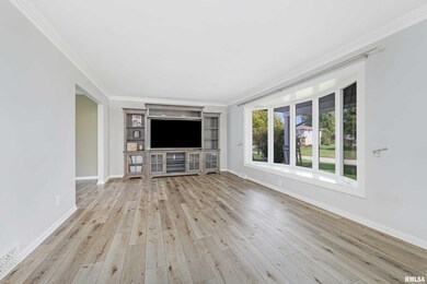 4414 Winding Hill Rd, Davenport, IA 52807 - photo 7