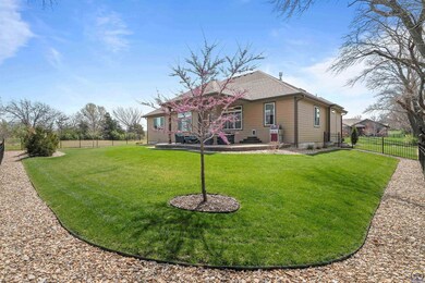 6324 SW 44th St, Topeka, KS 66610 - photo 3