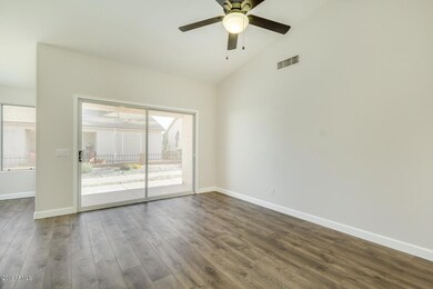 Family room 1