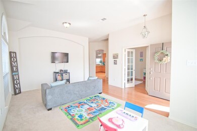 925 Stoneway Dr, Denton, TX 76210 - photo 3