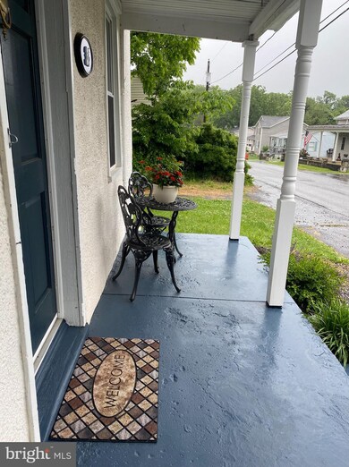 35 Rowles St, Harpers Ferry, WV 25425 - photo 2