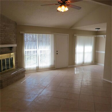 4546 Algernon Dr, Spring, TX 77373 - photo 3