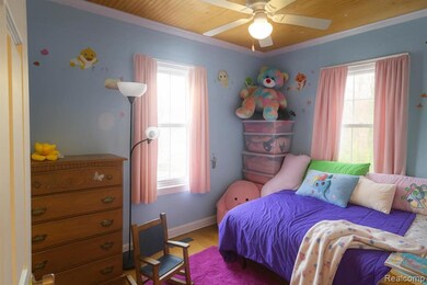 3186 E Grand Blanc Rd, Grand Blanc, MI 48439 - photo 4