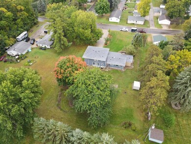 413 12th St, Howard Lake, MN 55349 - photo 6