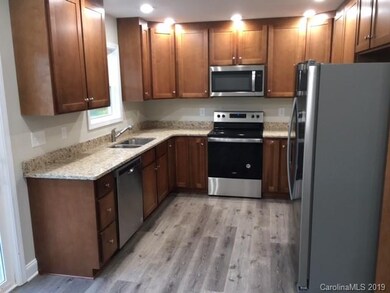 157 E Edison Dr, Statesville, NC 28625 - photo 7