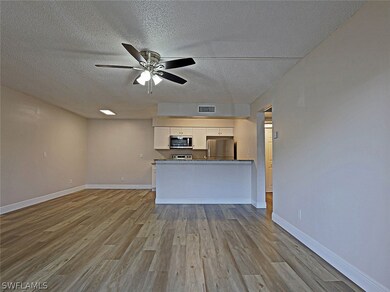 5315 Summerlin Rd unit 1504, Fort Myers, FL 33919 - photo 3