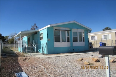 13862 Trinidad Dr, Victorville, CA 92395 - photo 3